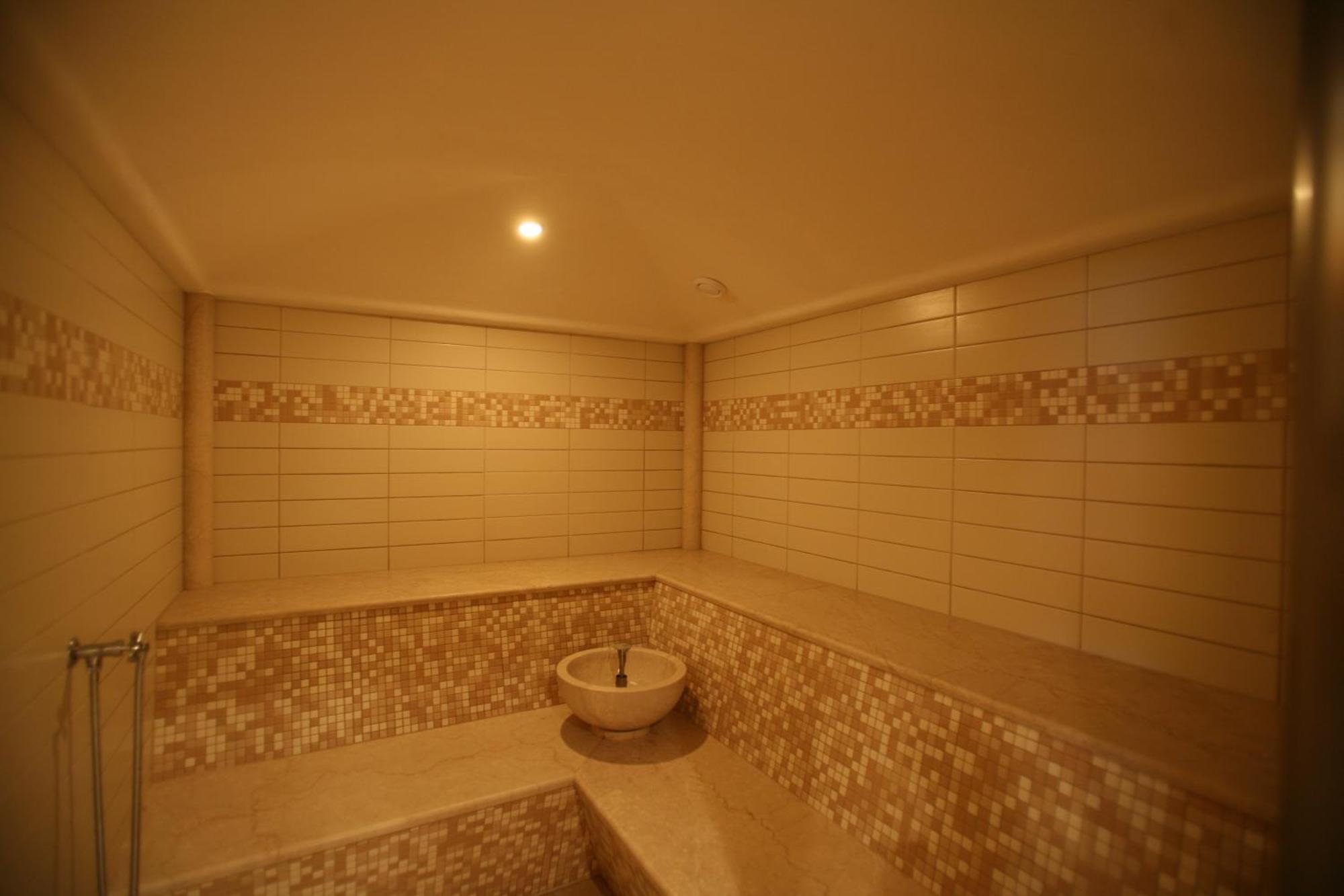 Hotel Sella Ronda Serenella 캄피텔로디파사 외부 사진