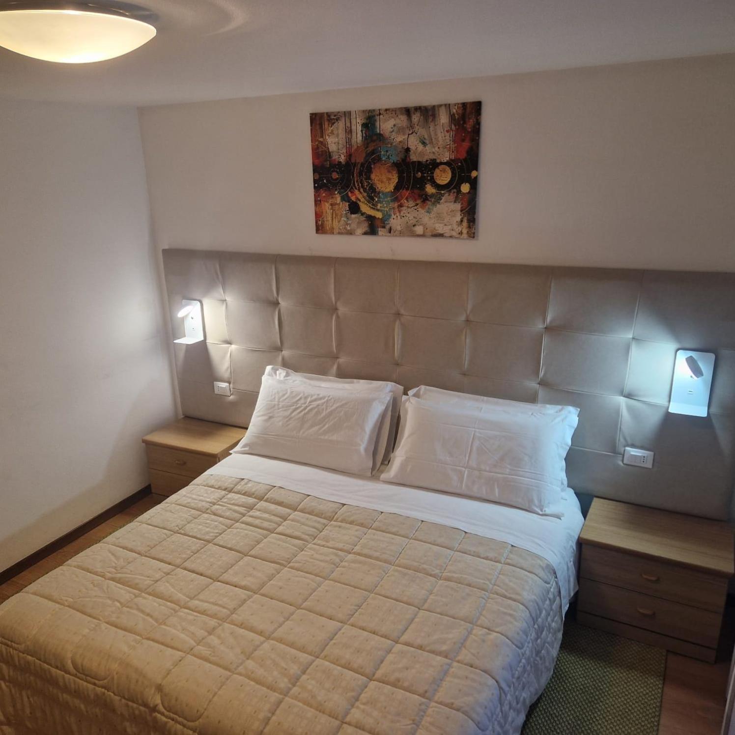 Hotel Sella Ronda Serenella 캄피텔로디파사 외부 사진